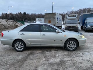 2004 Toyota Camry V (XV30), серебристый, 600000 рублей, вид 4