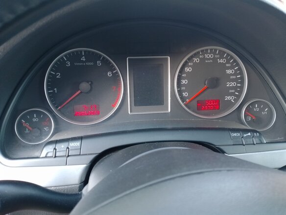 2006 Audi A4 III (B7), красный, 750000 рублей - вид 6