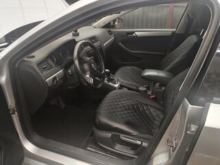 2013 Volkswagen Jetta VI, серебристый, 650000 рублей, вид 5