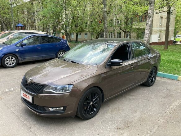 2018 Skoda Rapid I Рестайлинг, коричневый, 1499999 рублей - вид 1