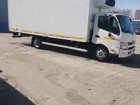 2017 Hino Series 300 (Dutro), белый, 2400000 рублей, вид 1