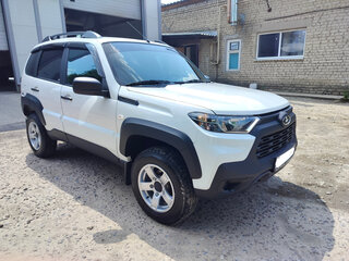 2024 Lada (ВАЗ) Niva Travel I, белый, 1200000 рублей, вид 1