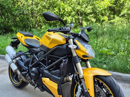 2013 Ducati Streetfighter, жёлтый, 750000 рублей, вид 4