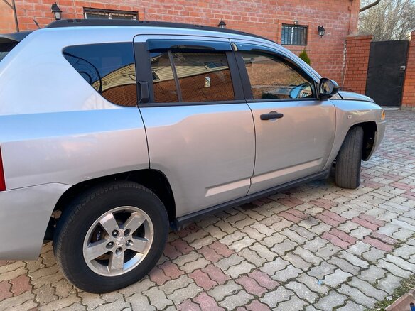 2006 Jeep Compass I, серый, 500000 рублей - вид 4