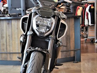 2024 Ducati Diavel V4, чёрный, 3400000 рублей, вид 4