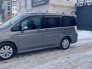 2010 Honda Stepwgn IV, серый, 1350000 рублей, вид 3
