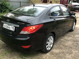 2012 Hyundai Solaris I, чёрный, 800000 рублей, вид 4