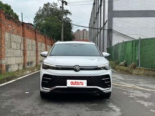 2024 Volkswagen Tiguan L II Рестайлинг (China Market), белый, 4162738 рублей, вид 2