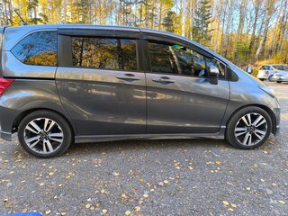 2011 Honda Freed I Рестайлинг, серый, 1000000 рублей, вид 3