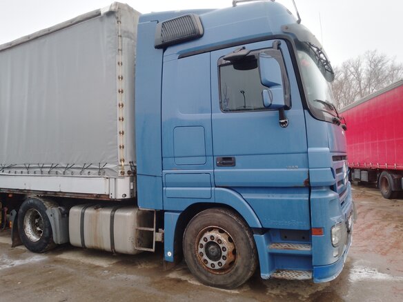 2003 Mercedes-Benz Actros, синий, 2000000 рублей
