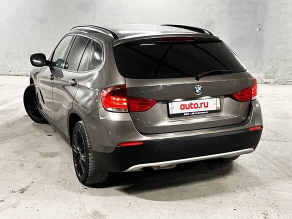 2011 BMW X1 18i I (E84), коричневый, 1390000 рублей - вид 13