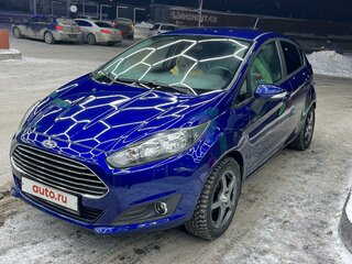 2018 Ford Fiesta Mk6 Рестайлинг, синий, 1500000 рублей, вид 2