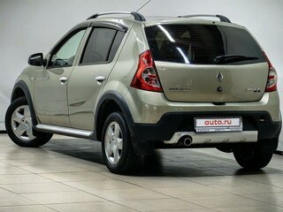 2012 Renault Sandero Stepway I, серый, 720000 рублей, вид 4