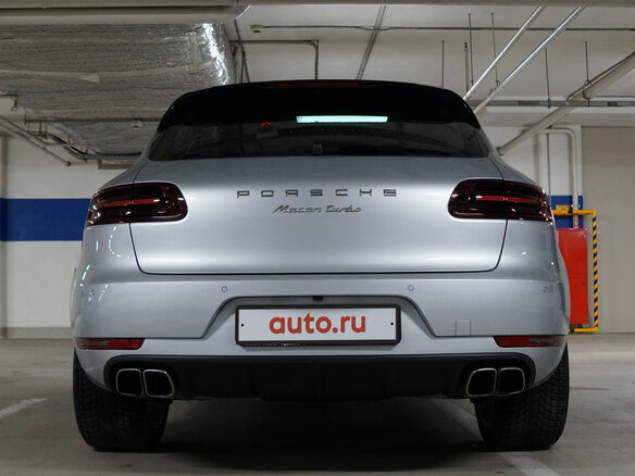 2015 Porsche Macan Turbo I, серебристый - вид 1