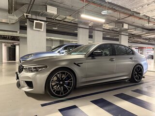 2018 BMW M5 Competition VI (F90), серый, 7500000 рублей, вид 1