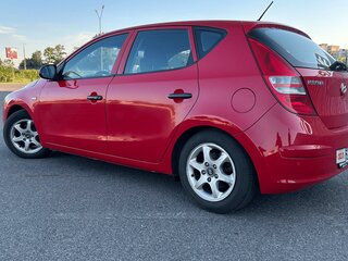 2009 Hyundai i30 I, красный, 650000 рублей, вид 3