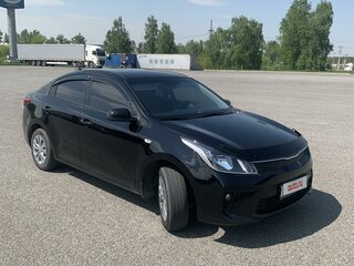 2020 Kia Rio IV, чёрный, 1500000 рублей, вид 2