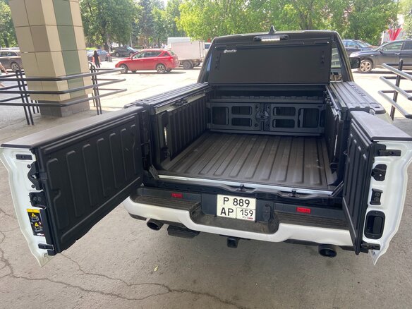 2023 Ram 1500 Quad Cab eTorque V, коричневый, 11300000 рублей - вид 11