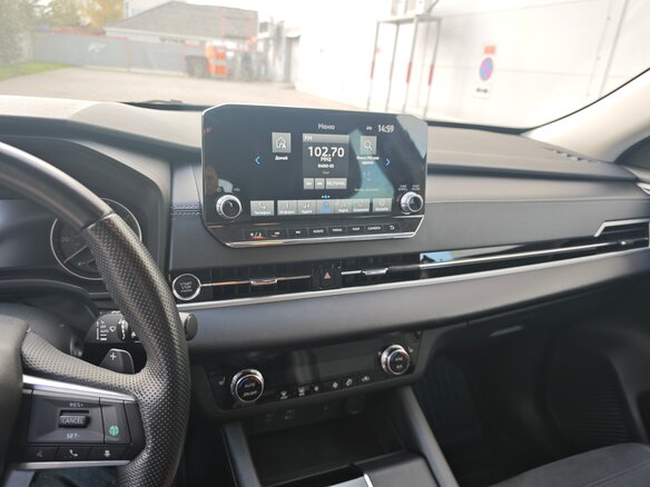 2021 Mitsubishi Outlander IV, чёрный, 3350000 рублей - вид 9