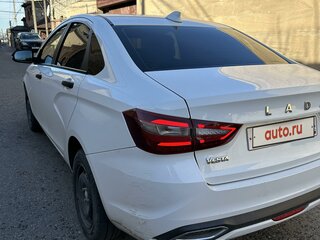 2023 Lada (ВАЗ) Vesta I Рестайлинг (NG), белый, 1260000 рублей, вид 4