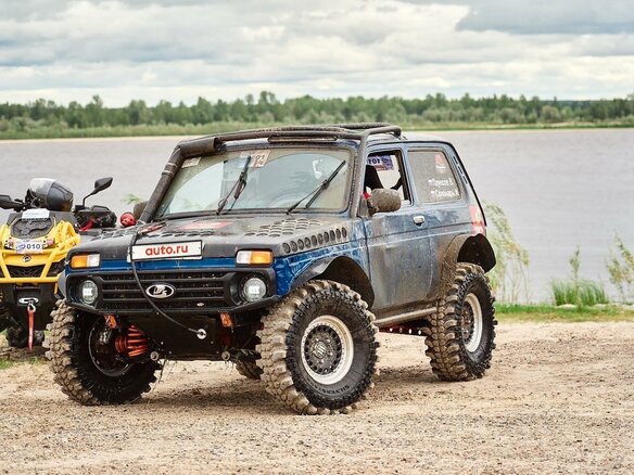 2012 Lada (ВАЗ) 2121 (4x4) I Рестайлинг, синий, 2400000 рублей - вид 4