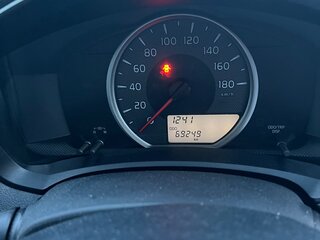 2018 Toyota Corolla Axio XI (E160, E170) Рестайлинг 2, белый, 1000000 рублей, вид 5