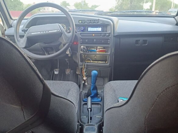 2004 Lada (ВАЗ) 2115, серый, 130000 рублей - вид 17