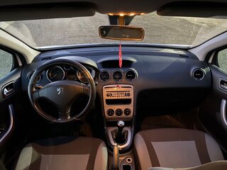 2008 Peugeot 308 I, белый, 575000 рублей, вид 5