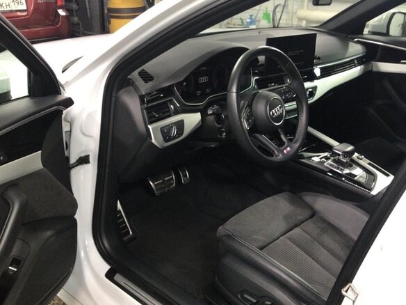 2020 Audi A4 40 TFSI V (B9) Рестайлинг, белый, 2830000 рублей - вид 21