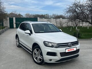2012 Volkswagen Touareg II, белый, 1900000 рублей, вид 1