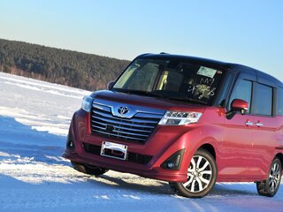 2017 Toyota Roomy I, красный, 1255000 рублей, вид 5