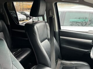 2016 Toyota Hilux VIII, чёрный, 2950000 рублей, вид 5