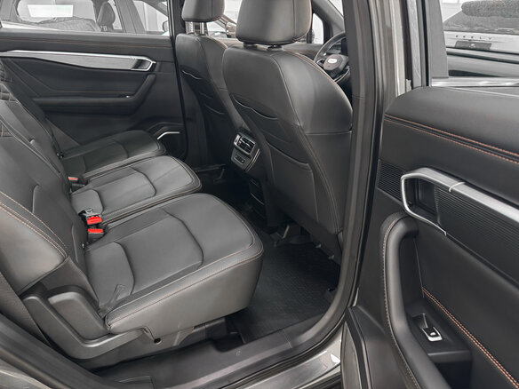 2026 Geely Okavango I Рестайлинг, серый, 4085990 рублей - вид 12