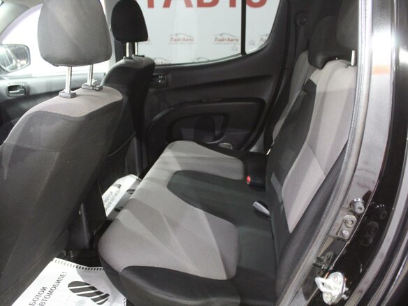 2013 Mitsubishi L200 IV, чёрный - вид 14