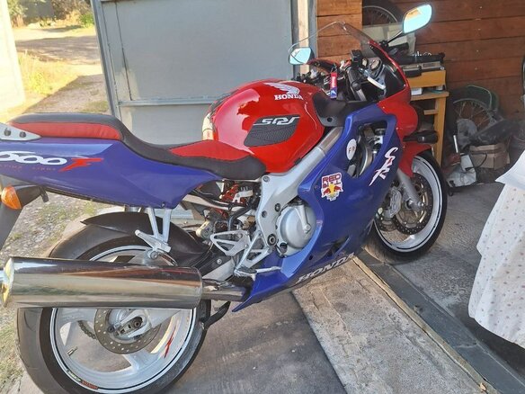 1999 Honda CBR 600F, синий, 475000 рублей - вид 5