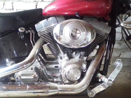 2004 Harley-Davidson Softail Standard, красный, 700000 рублей, вид 3
