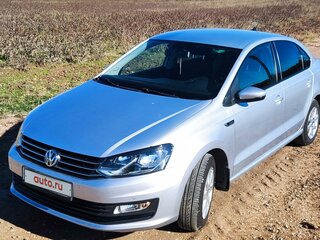 2018 Volkswagen Polo V Рестайлинг, серебристый, 1600000 рублей, вид 2