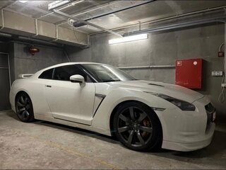 2010 Nissan GT-R I, белый, 11000000 рублей, вид 3