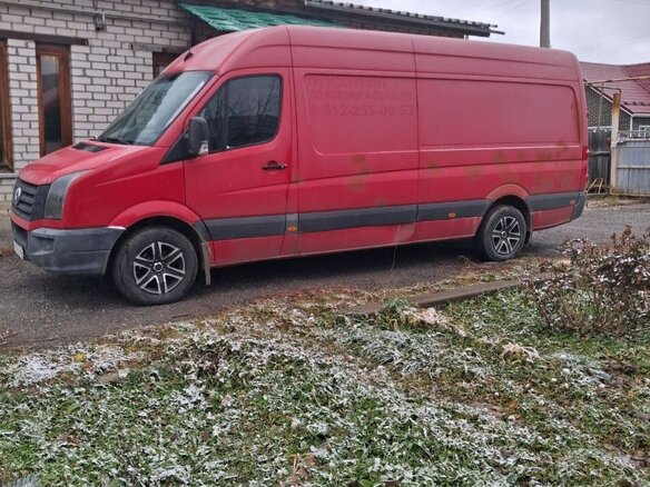 2011 Volkswagen Crafter, красный, 1050000 рублей - вид 4