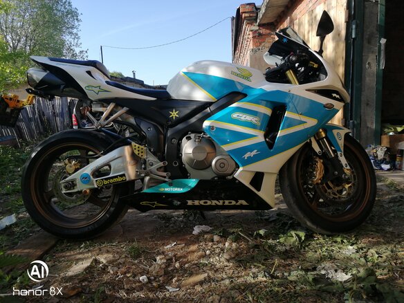 2005 Honda CBR 600RR, белый, 500000 рублей - вид 11