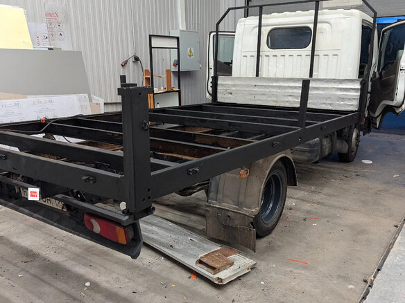 2011 Nissan Cabstar, белый, 1300000 рублей - вид 22