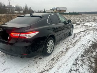 2022 Toyota Camry VIII (XV70) Рестайлинг, чёрный, 2450000 рублей, вид 5
