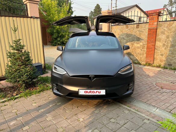 2018 Tesla Model X 100D I, серый, 4550000 рублей - вид 3