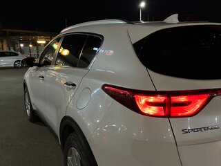 2017 Kia Sportage IV, белый, 2100000 рублей, вид 5