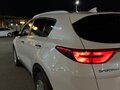 2017 Kia Sportage IV, белый, 2100000 рублей - вид 4