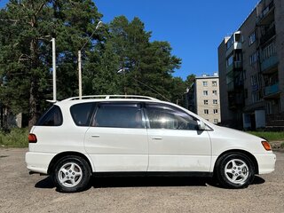 2000 Toyota Ipsum I (M10), белый, 720000 рублей, вид 3