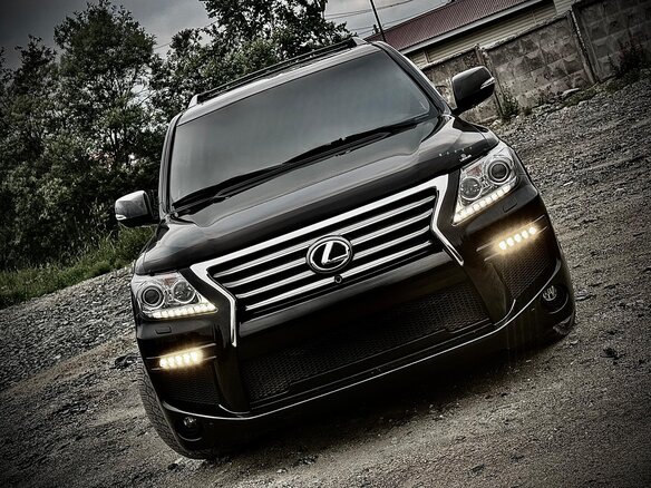 2015 Lexus LX 570 III Рестайлинг, чёрный, 5600000 рублей - вид 3