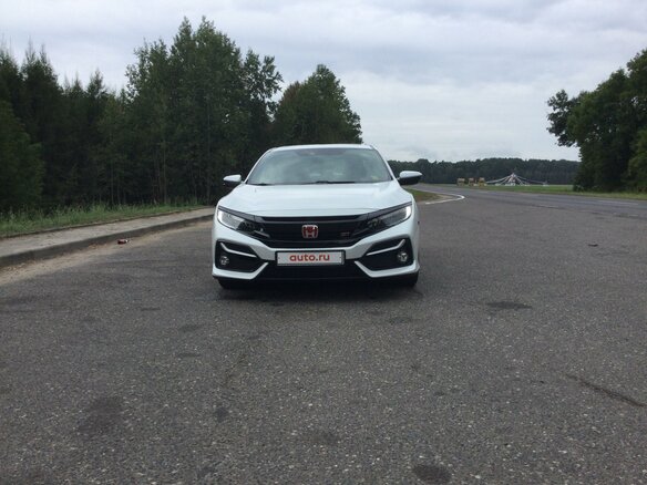 2019 Honda Civic Si X, белый, 1700000 рублей - вид 1