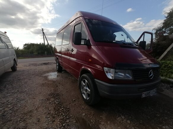 1996 Mercedes-Benz Sprinter, красный, 597922 рублей - вид 5