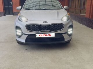 2019 Kia Sportage IV Рестайлинг, серебристый, 1650000 рублей, вид 3